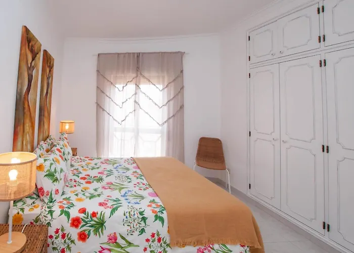 Waves By Ocvillas 알부페이라